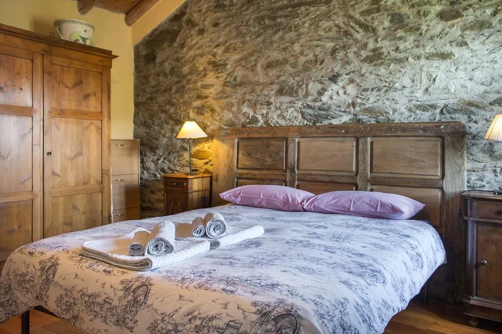 Hébergement de vacances Casa San Martino Lago Di Como San Siro  Italie